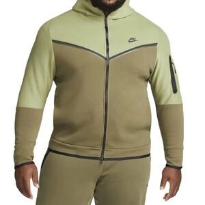 XL Nike Men's Olive alligator green Tech full zip pockets hood